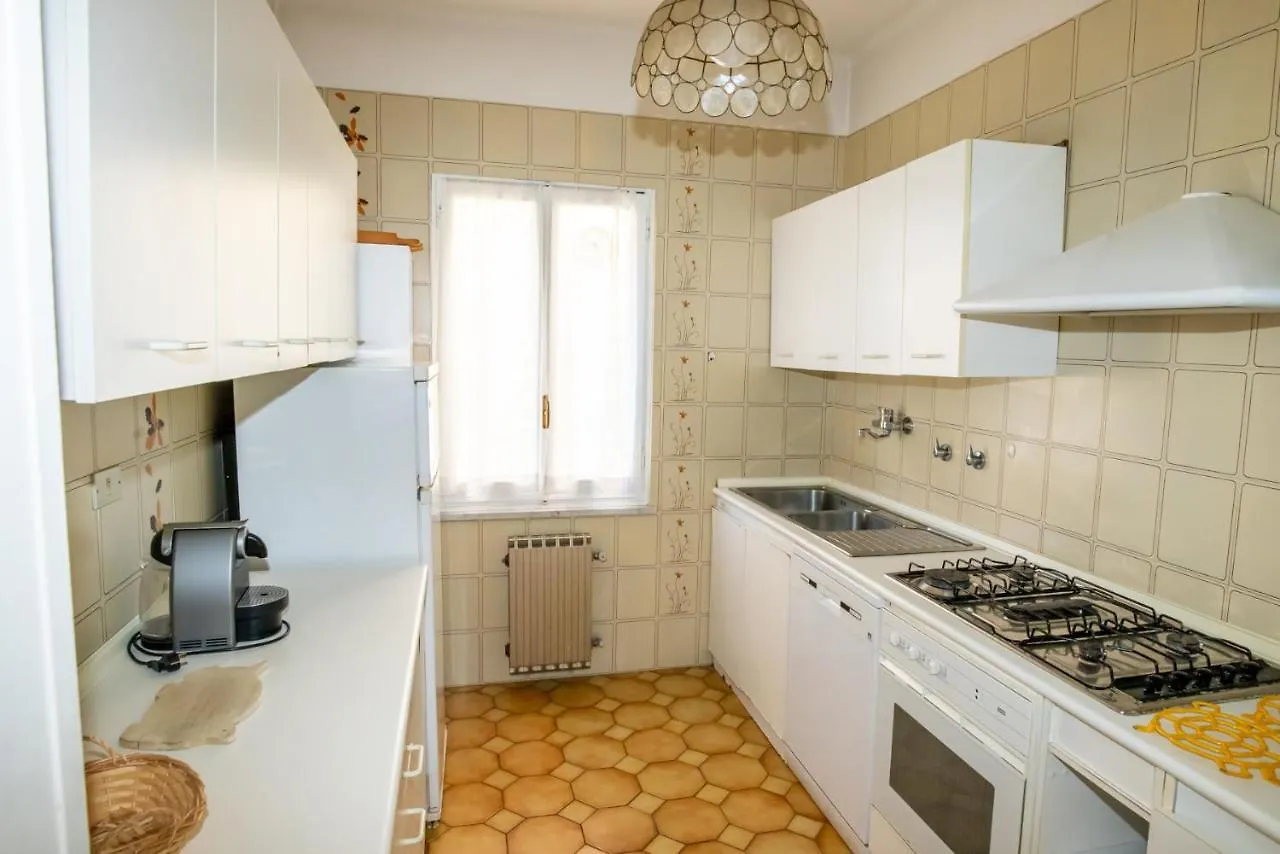 Villetta Ombretta Varazze